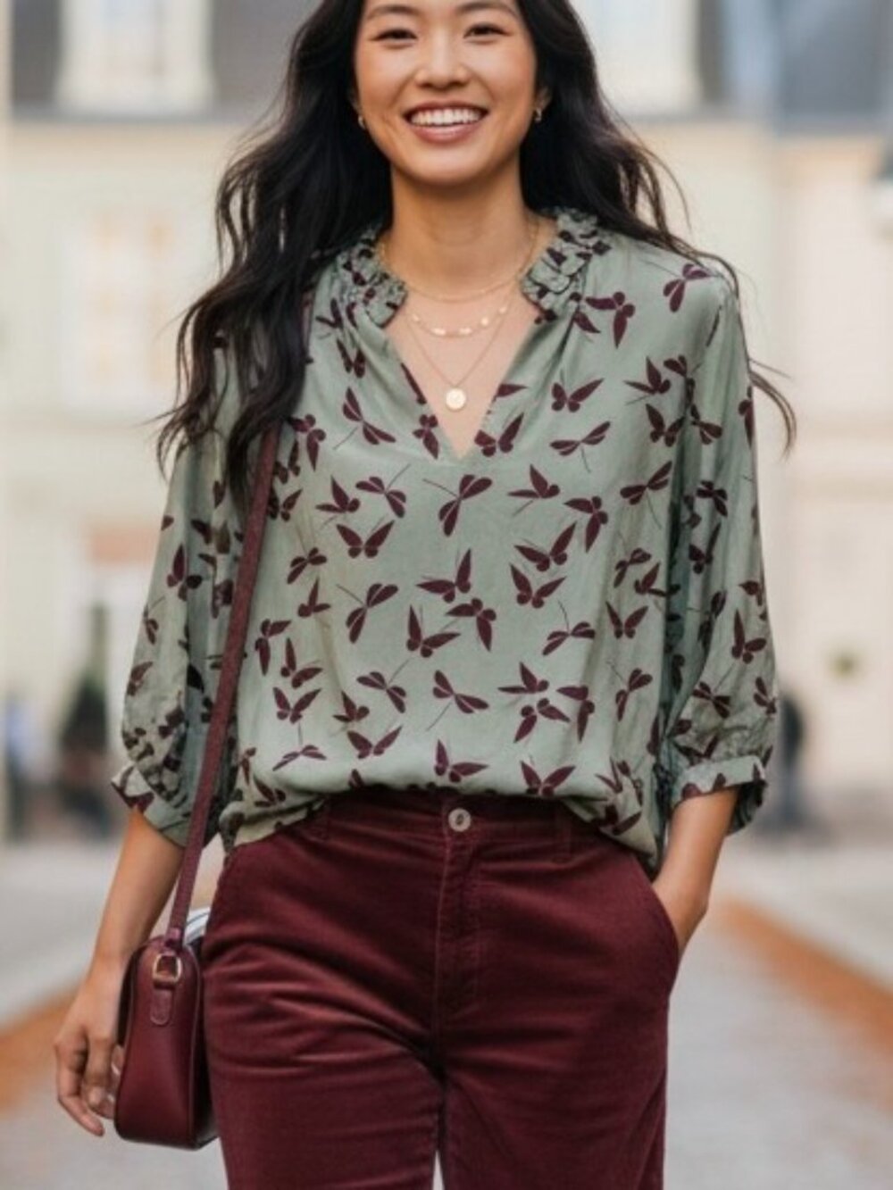 Ann Taylor Silk Blouse Green with Burgundy Butterflies Pleat Collar (S)